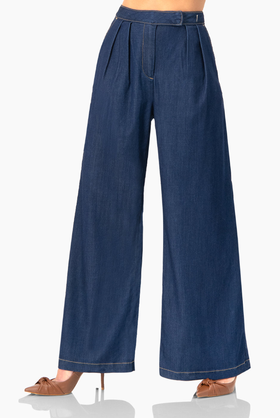 Jeans de pierna amplia en azul marino con bolsillos laterales