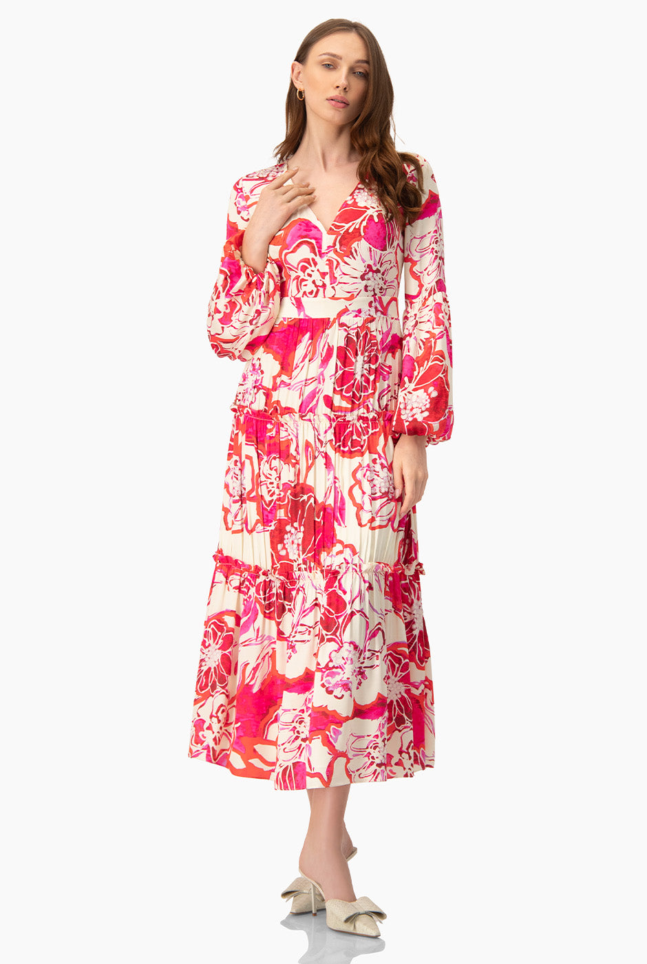 Maxi vestido fucsia con manga larga abullonada y estampado floral