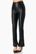 Pantalón recto negro de ecopiel con tiro alto y aberturas